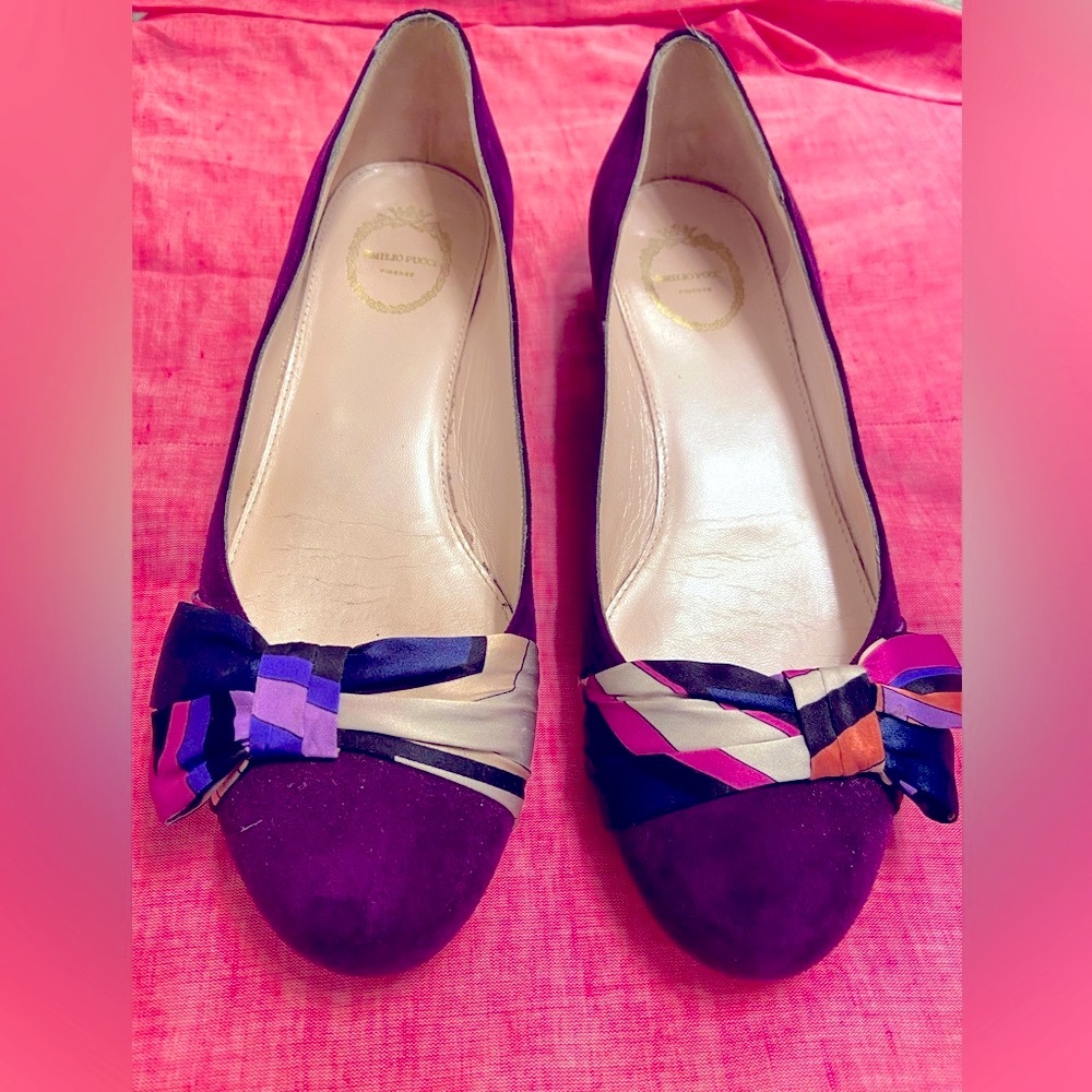 Emilio Pucci purple suede flats with silk bow tie multicolor detail toe, size 39
